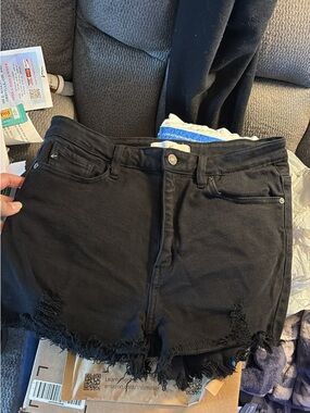 KanCan Black Distressed Frayed Hem Jean Shorts
